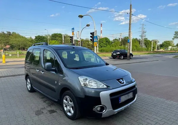 pomorskie Peugeot Partner cena 26500 przebieg: 232000, rok produkcji 2011 z Warszawa